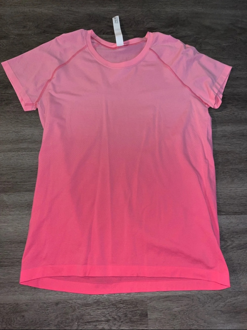 lululemon athletica Women's Pink Short Sleeve Performance Tee